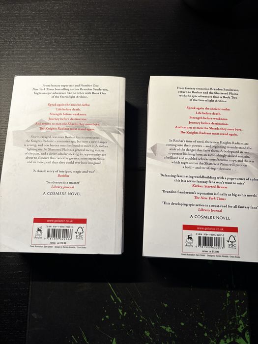 Livros Brandon Sanderson em ingles