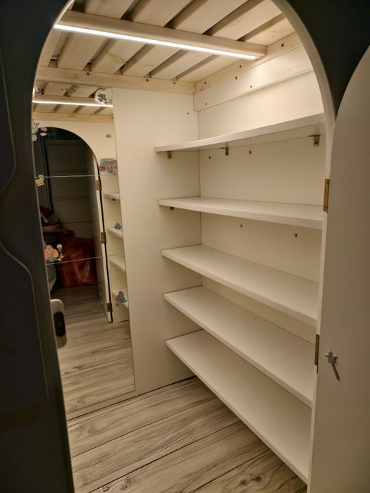 Łóżko domek antresola dla dziecka led biurko piętrowe łóżeczko