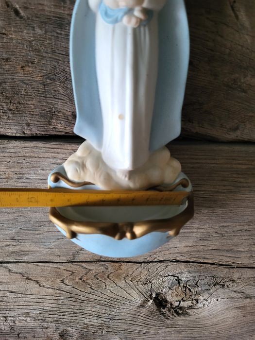 Maryja porcelanowa kropielnica Matka Boska