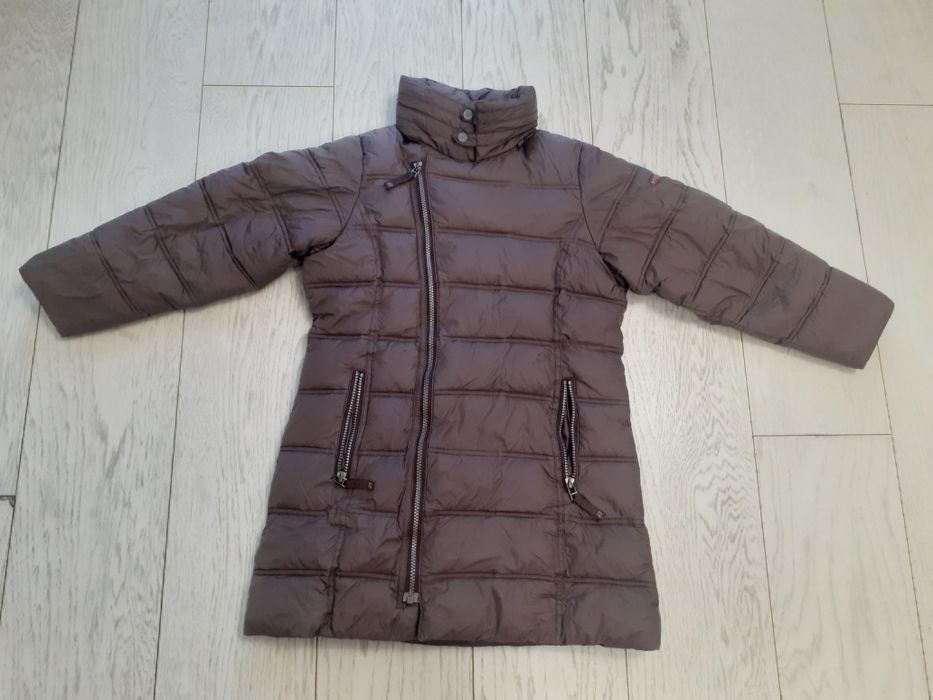 На р.140 зимняя курточка Next