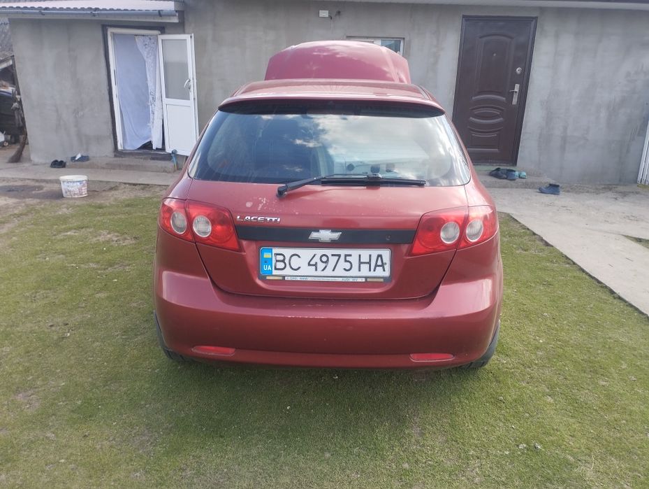 Шевроле лачеті хетчбек