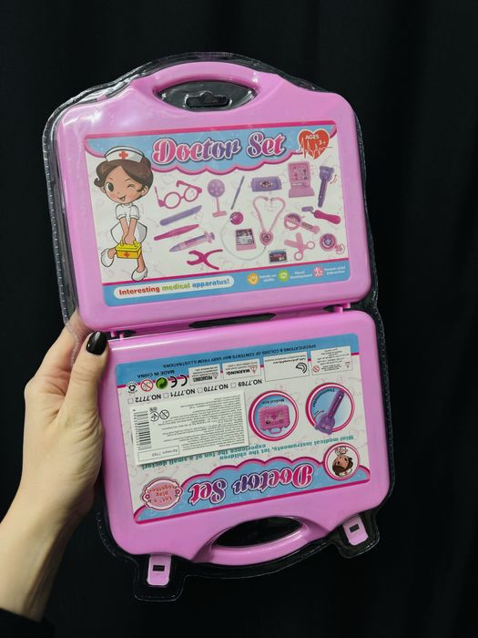 Набір дитячий чемоданчик лікаря