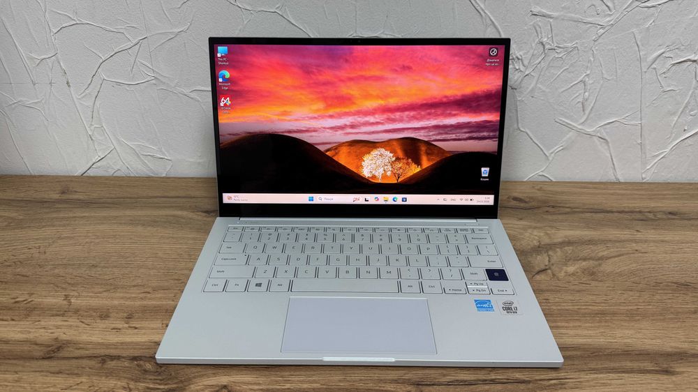 Samsung Galaxy Book Ion 13 – i7-10510U, 16GB RAM, 512GB SSD
