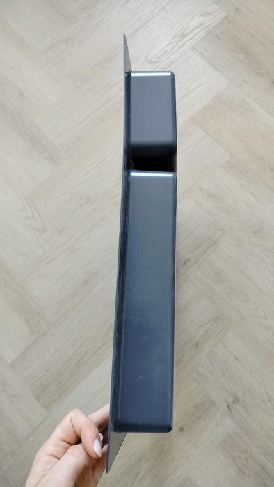 Tacka pod kosze na śmieci