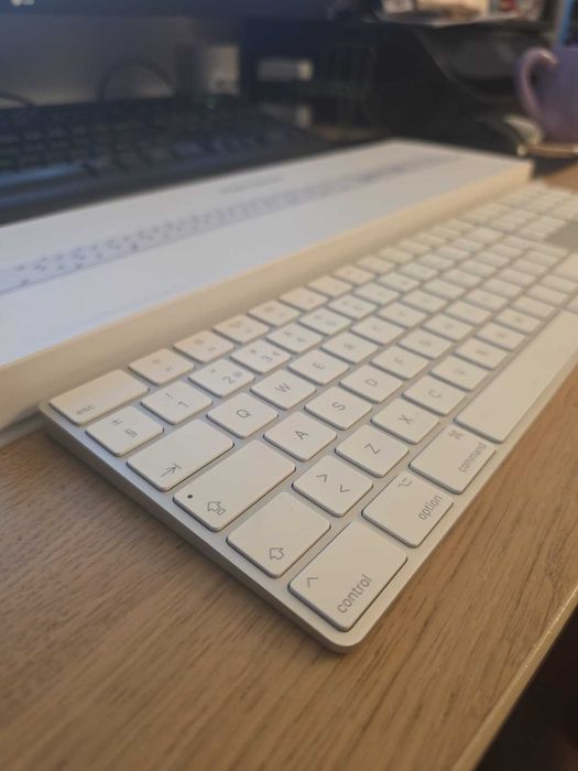 Apple Magic Keyboard com teclado numérico