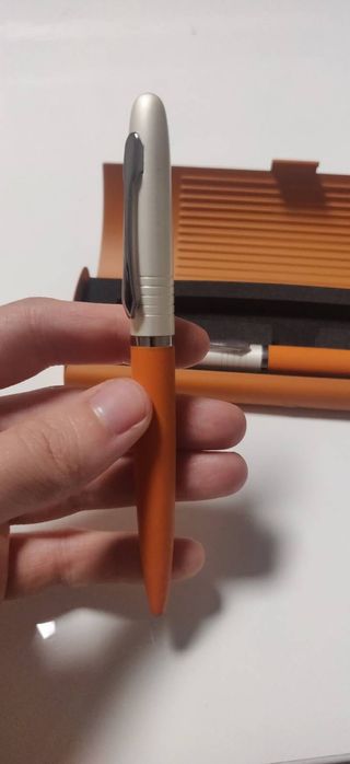 Conjunto de esferográfica e caneta de tinteiro / Fountain Pen - NOVO