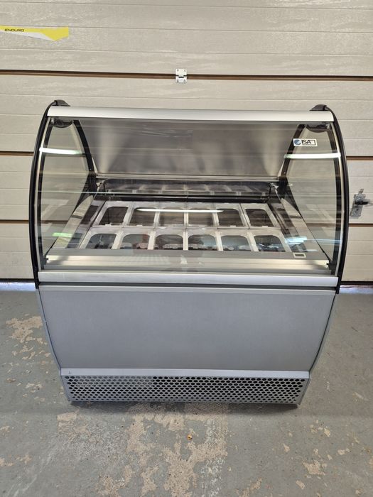 Witryna do lodów Isa Millennium 18