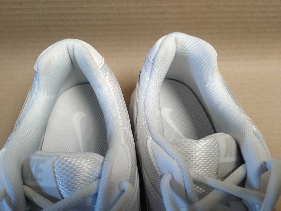 buty sportowe Nike initiator  38,5 nowe