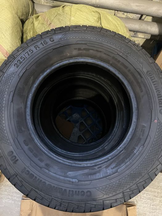 CONTINENTAL ContiVanContact 100 225/75R16C 118/116R
