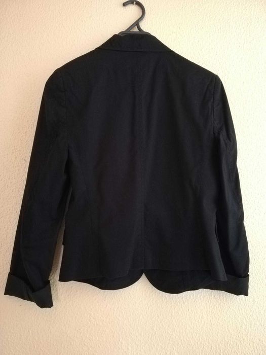 3 peças de roupa praticamente novas