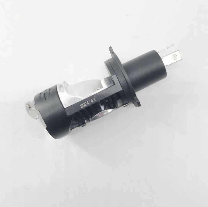 Светодиодные мини линзы A7D H4 , Led лампы Цена комплекта