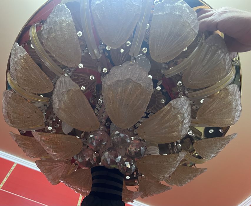 Люстра в вітальню , повністю робоча