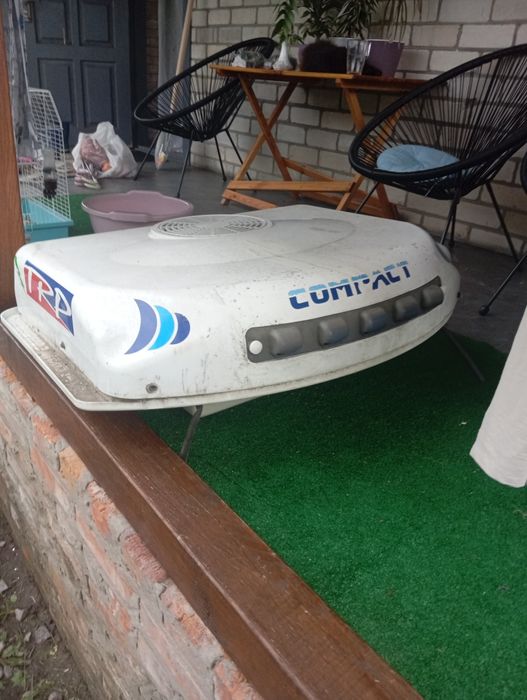 Продам стояночний кондиціонер на 24в.