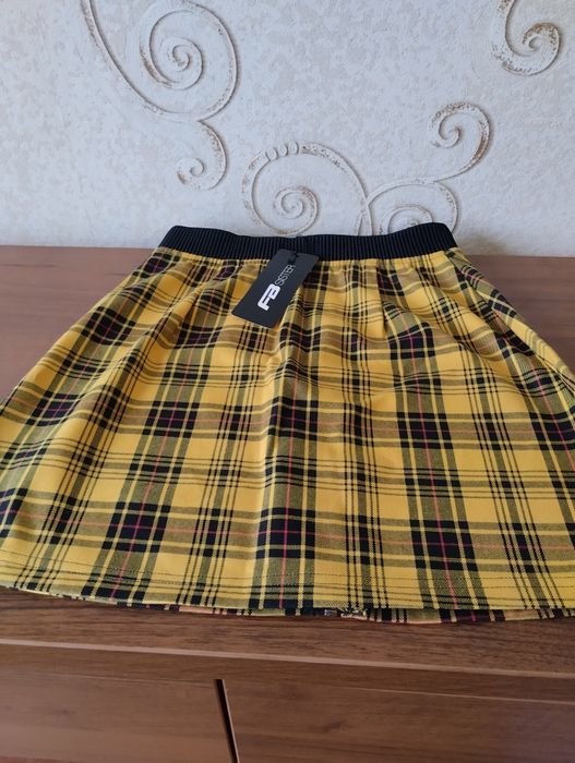 Продам абсолютно нову спідницю