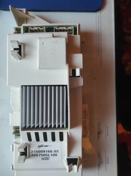 Модули управления стиральной машины Indesit pwse 6108w не рабочие.