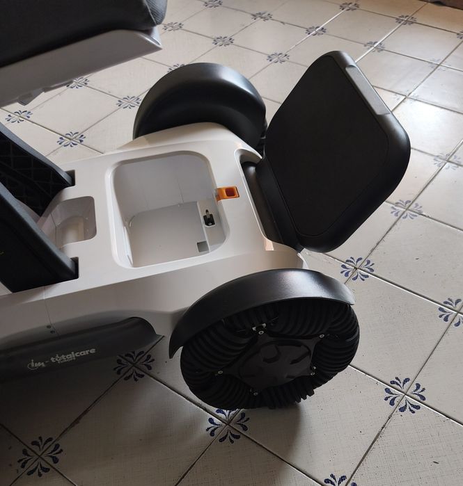 Cadeira de rodas elétrica Robooter X40