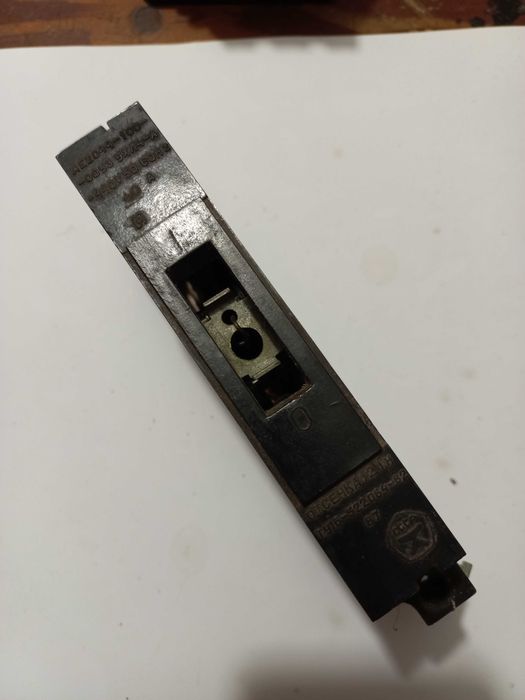 Автоматический выключатель АЕ 2044  40А