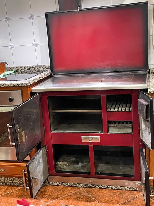 Fogão e chaminé em inox e turbina de exaustor