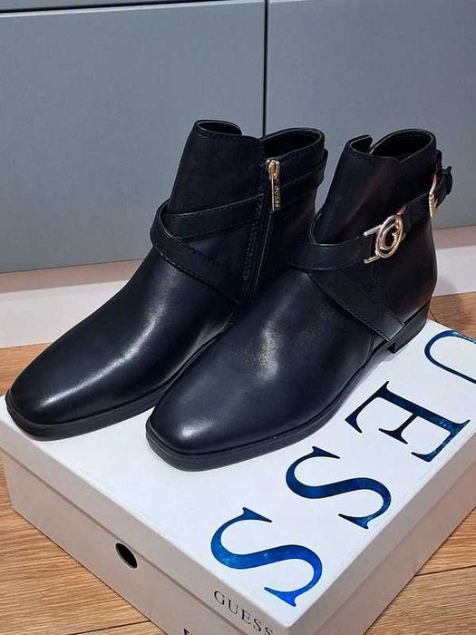 Buty GUESS rozm. 39