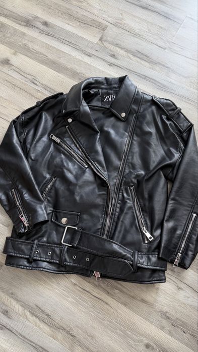 Zara шкірянка б/у