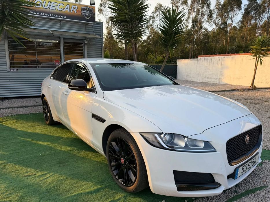 Jaguar XF 2.0 D Prestige