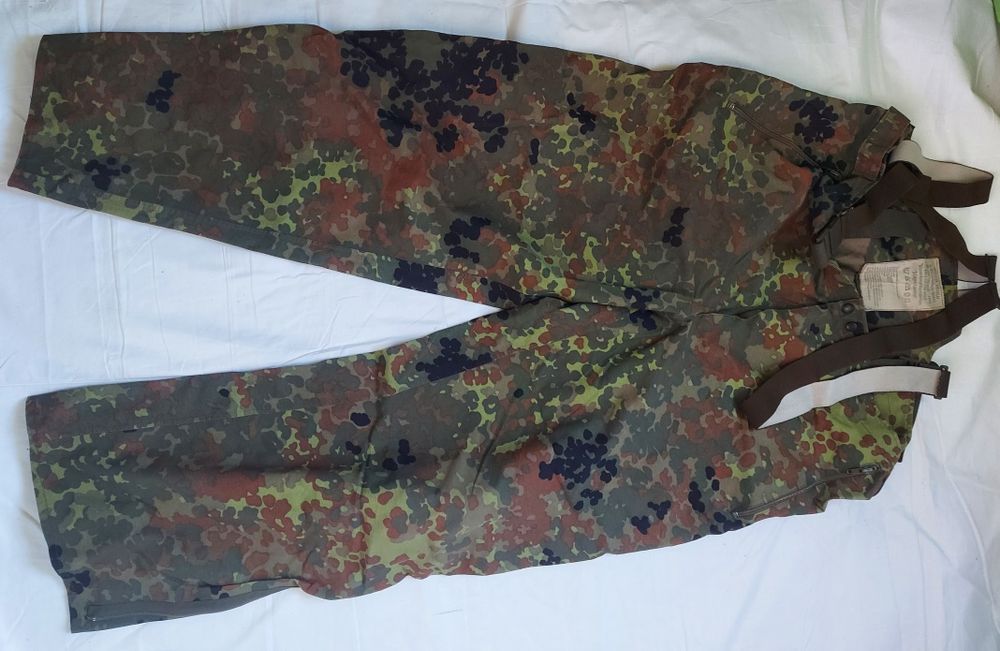 Оригінал."Feuchter ringelai"(Німеччина))Водонепроникний  костюм.