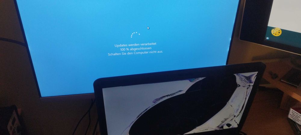 Ноутбук Fujitsu LifeBook a 512 на відновлення або на запчастини