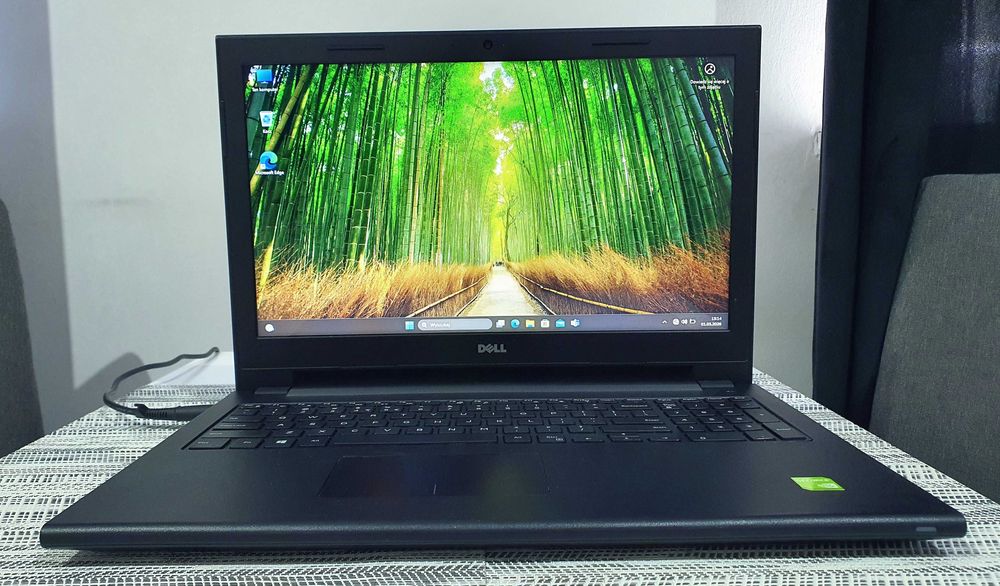 Dell Inspiron 15 3000 Series intel®core™ i7/Nvidia®GeForce™/SSD/Bluetooth/USB3.0/Hdmi/Lan/Win11