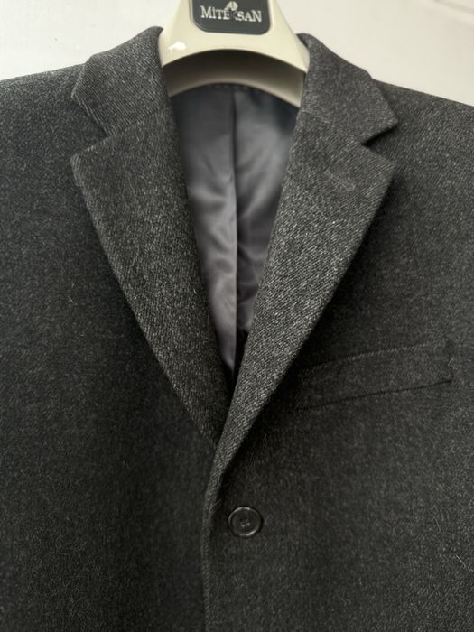 Темно серое пальто Arber