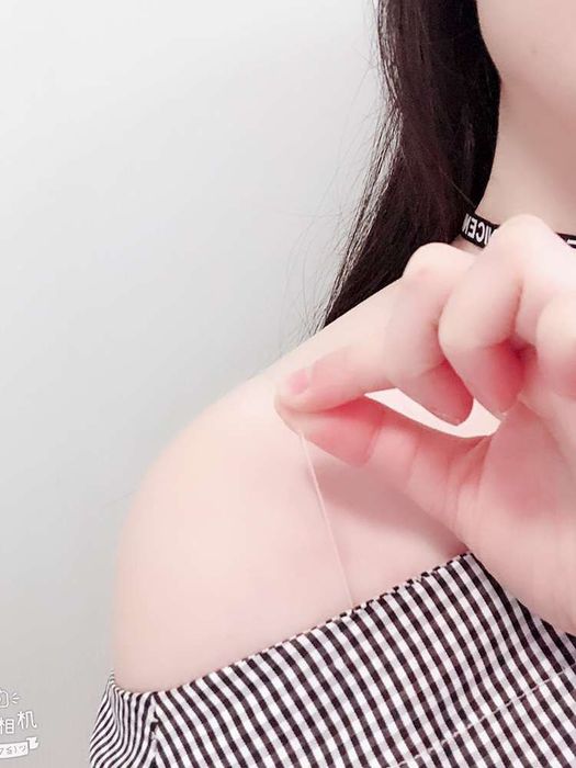 Бретели бретельки прозрачные для лифа бюстгальтера
  На 1м фото тонки