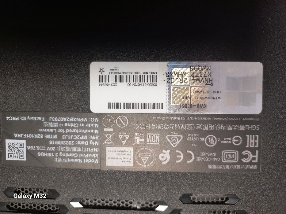 Ноутбук на запчастини