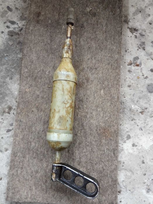 шприц автомобільний