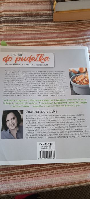 Książka "175 dań do pudełka" z niskim indeksem glikemicznym.
