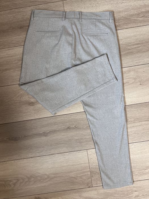 Класичні штани Zara
