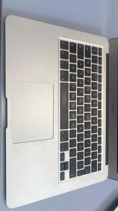 MacBook Air 13,3  - 2014 - Sem Disco - avariou e foi retirado