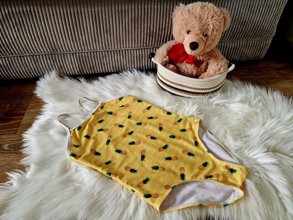 Dziewczęcy strój kąpielowy Name it ananasy r 134-140