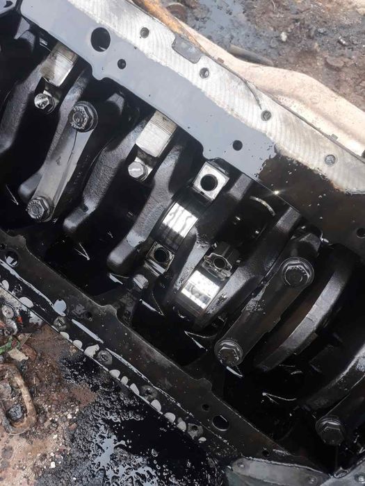 Коленвал Deutz Дойц (каталожний номер 042091R)