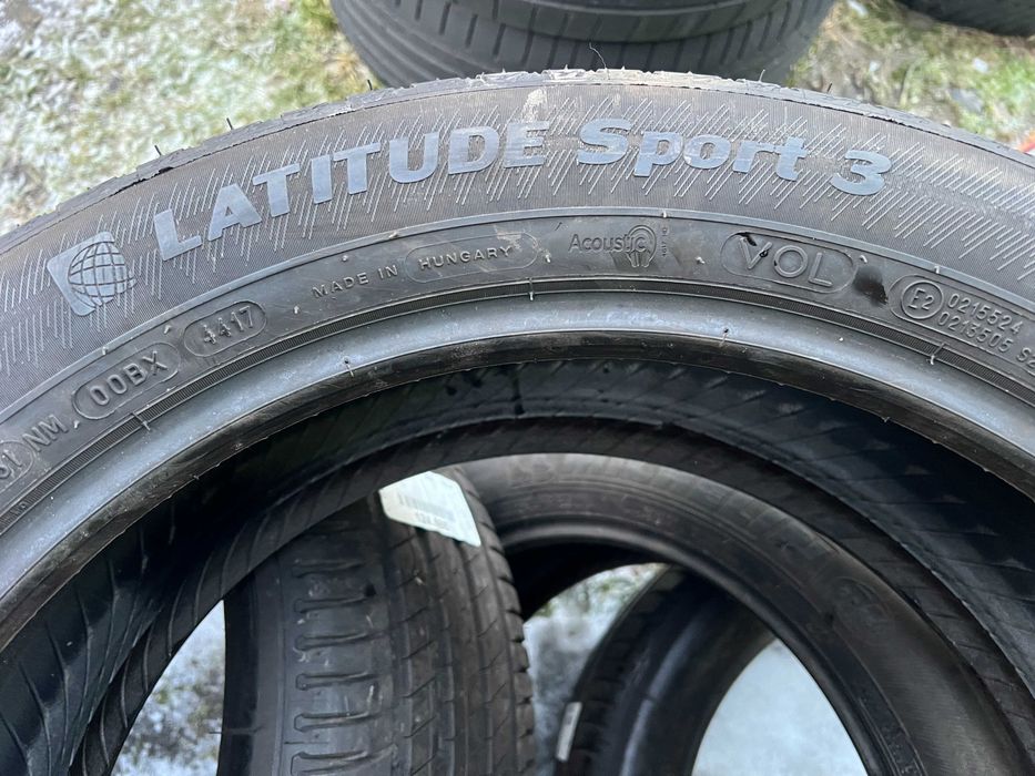 Komp. Opon Michelin 235/50R19 Demo