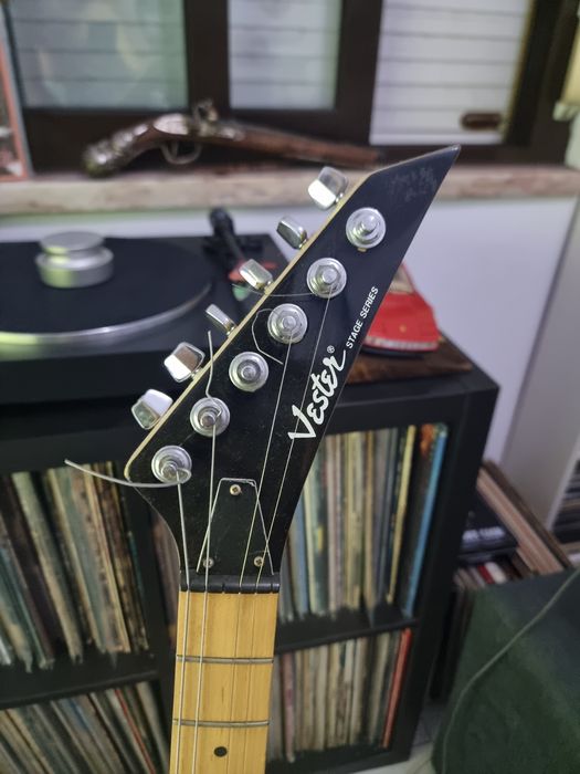 Guitarra Vester Stage series