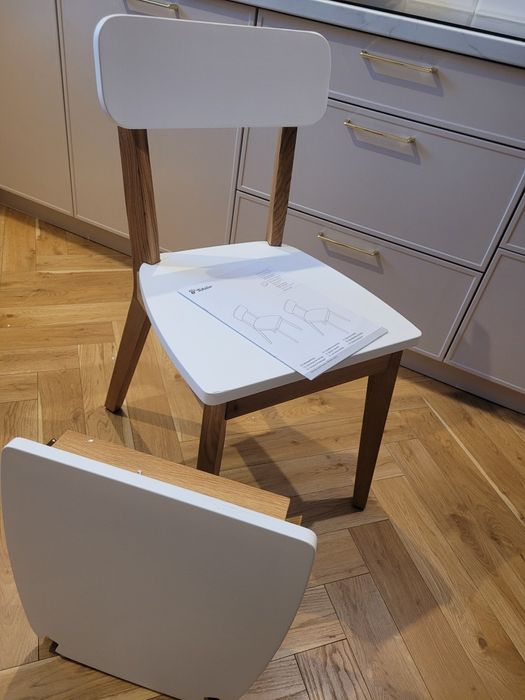 Krzesła do jadalni lub kuchni sztuk dwa