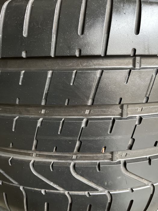 шини 305/30/19 ріреллі