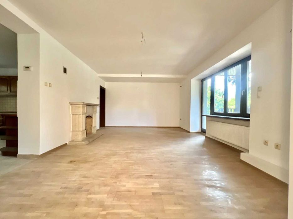 Sprzedam dom mieszkalno-usługowy w centrum Ciechanowa – ul. Jesionowa