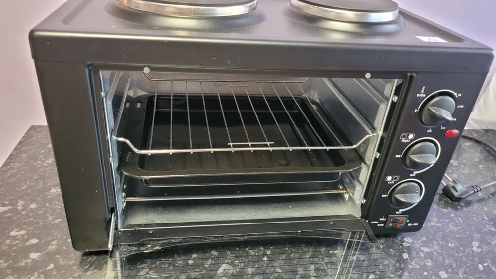 Piekarnik 28l zintegrowany z kuchenką stan jak nowy