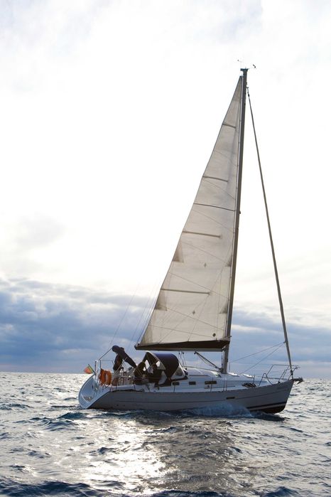 Vendo: beneteau oceanis 323 clipper - Performance e Robustez