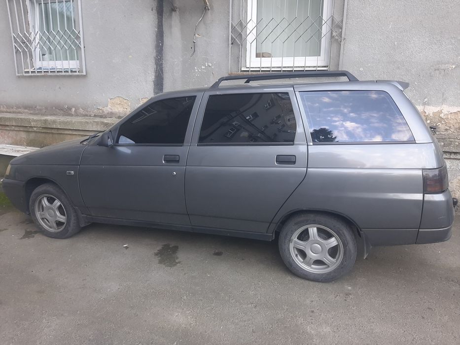 продам авто ваз 211140 легковий універсал-В