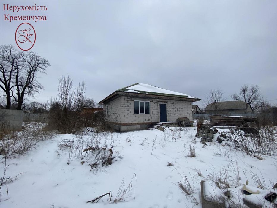 Продаж / Будинок / передмістя