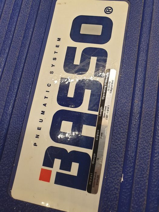 Zszywacz pneumatyczny stolarski BASSO S500/40