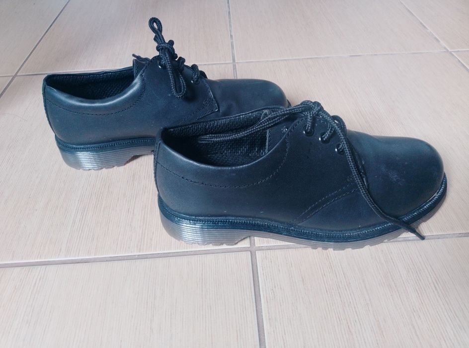 Buty  skórzane niskie