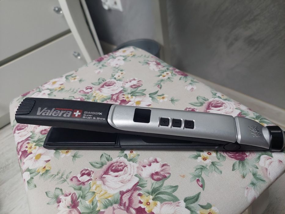 Prostownica do włosów Valera