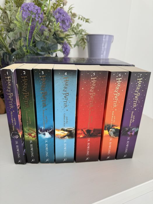 Harry Potter Complete Collection Box Set (English Edition)